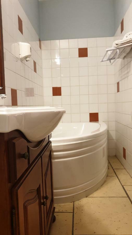L'Alcove Hotel Restaurant Villematier Екстер'єр фото
